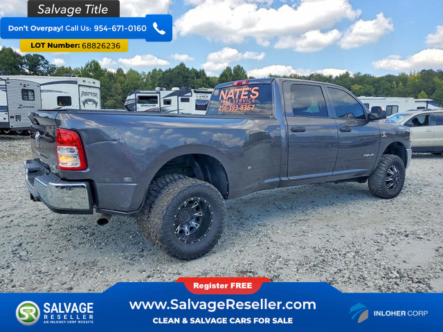 Used 2021 RAM 3500 Tradesman w/ Chrome Appearance Group AWD/4WD image 4