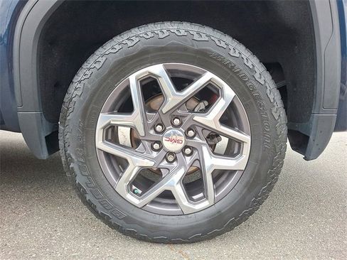 Certified 2023 GMC Sierra 1500 SLT w/ SLT Convenience Package image 8