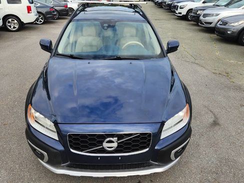 Used 2014 Volvo XC70 T6 image 3