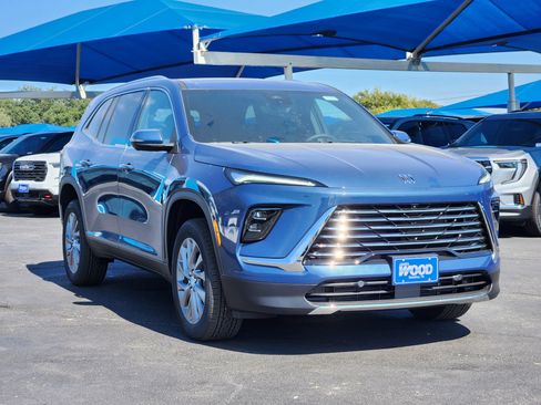 New 2026 Buick Enclave Preferred w/ Power Package image 2