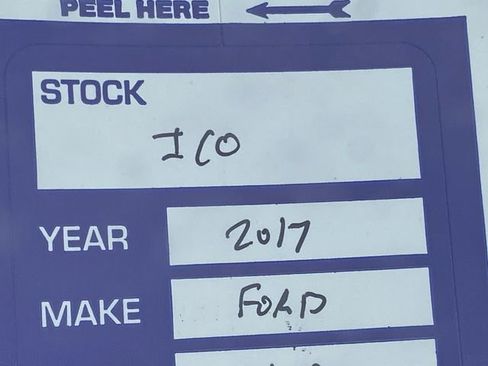 Used 2017 Ford Edge SE image 11