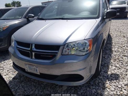 Used 2019 Dodge Grand Caravan SE w/ UConnect Hands-Free Group FWD image 6