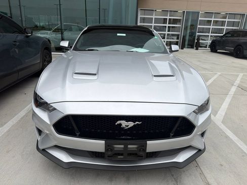 Used 2019 Ford Mustang GT Premium w/ Equipment Group 401A RWD image 2