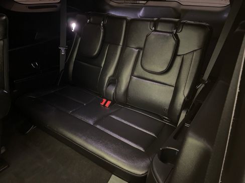 Used 2020 Ford Explorer ST w/ ST Street Pack image 25