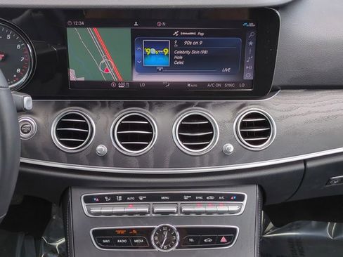 Certified 2019 Mercedes-Benz E 300 4MATIC image 17