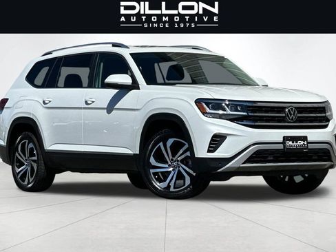 Used 2023 Volkswagen Atlas SEL AWD/4WD image 2