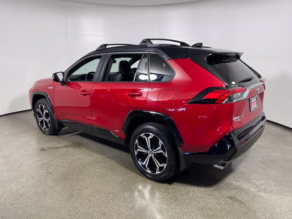 Certified 2023 Toyota RAV4 XSE w/ Weather Package AWD/4WD image 5