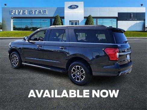 Used 2024 Ford Expedition Max XLT image 5
