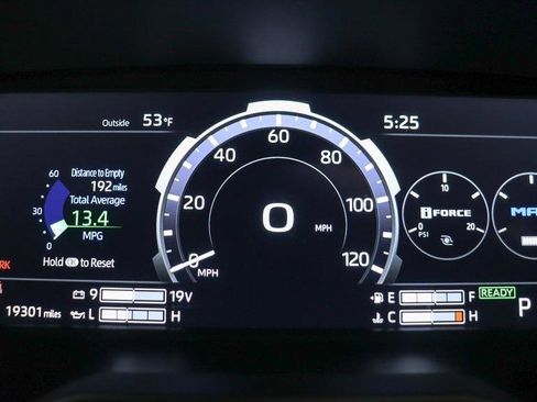 Used 2023 Toyota Tundra Platinum image 16