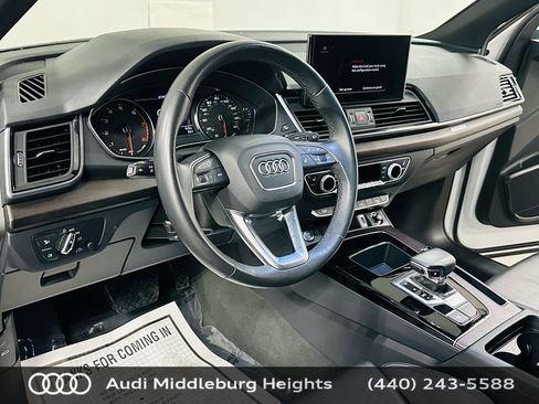 Used 2023 Audi Q5 2.0T Premium w/ Convenience Package image 13