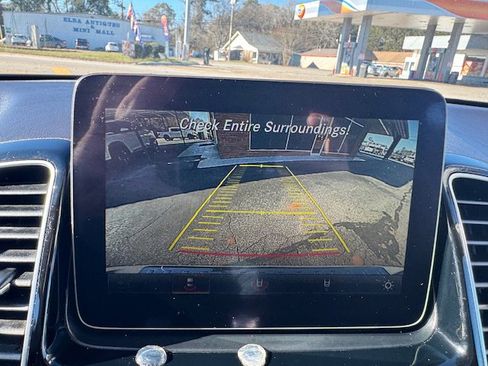 Used 2017 Mercedes-Benz GLE 350 image 19