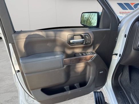 Used 2022 GMC Sierra 1500 Denali w/ Denali Premium Package AWD/4WD image 9
