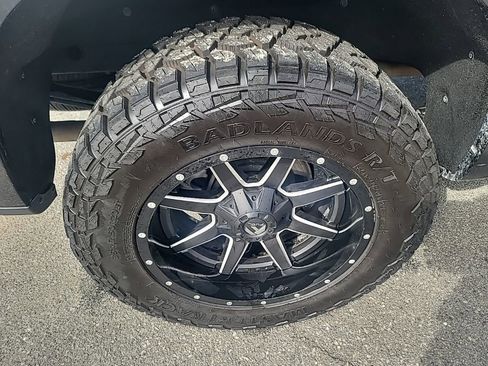 Used 2020 Chevrolet Silverado 1500 RST image 8