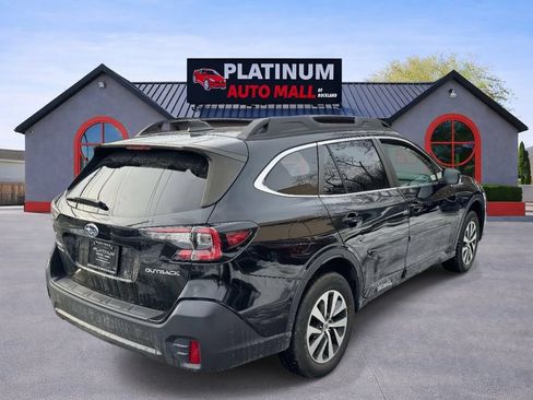Used 2022 Subaru Outback Premium AWD/4WD image 6