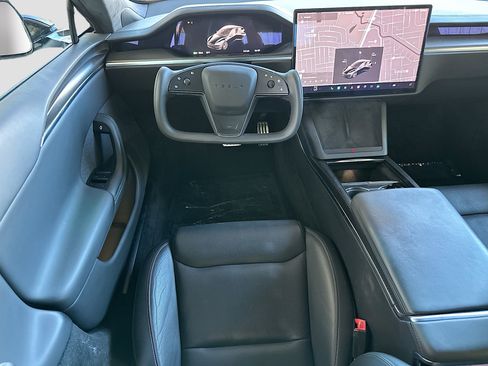 Used 2022 Tesla Model S Plaid image 23