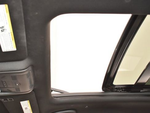 Used 2023 Cadillac XT5 Sportv w/ Technology Package image 18