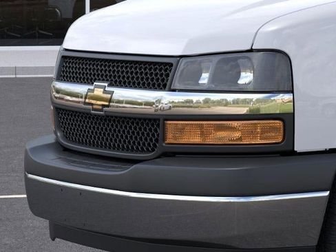 New 2026 Chevrolet Express 3500 Extended w/ Driver Convenience Package RWD image 13