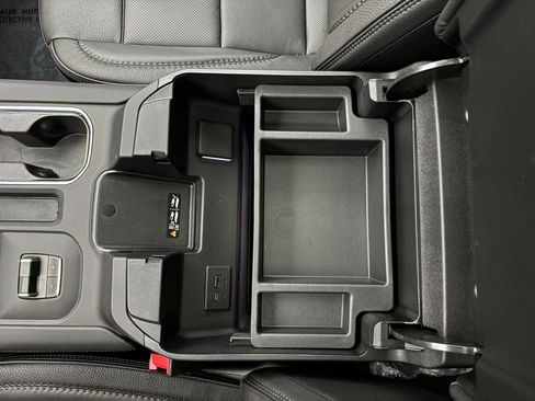 New 2025 GMC Sierra 2500 Denali w/ Denali Reserve Package image 34