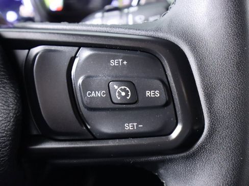 Used 2023 Jeep Wrangler Unlimited w/ Sun & Screen Package AWD/4WD image 14