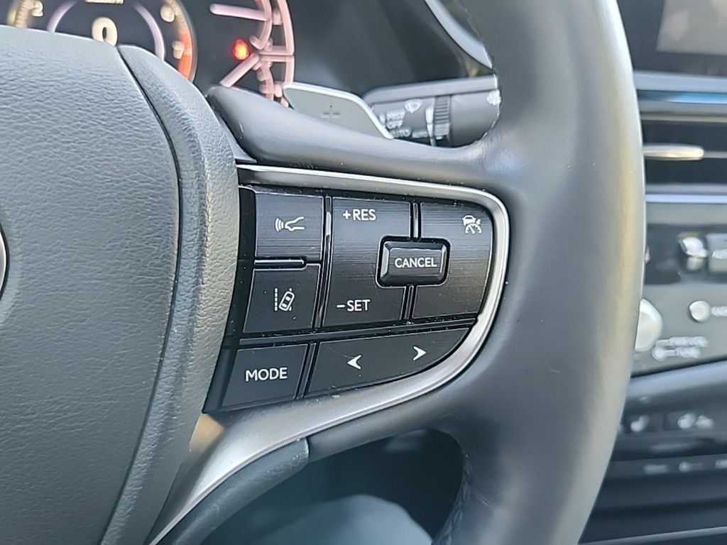 Used 2022 Lexus ES 350 w/ Premium Package FWD image 10