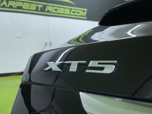 Used 2019 Cadillac XT5 Luxury image 12