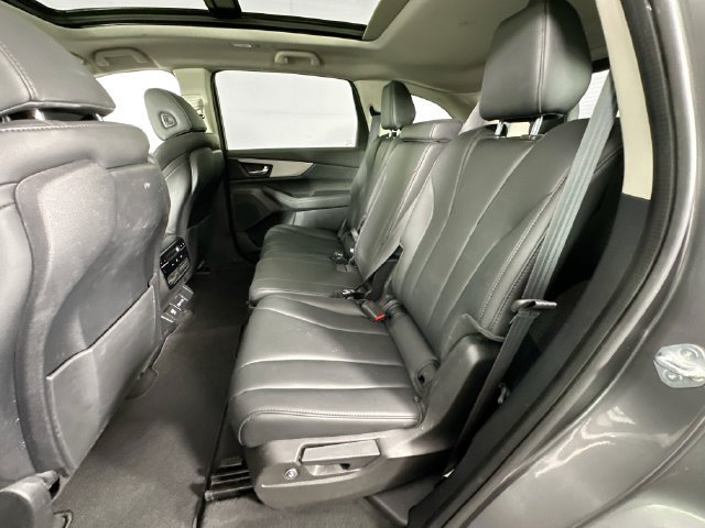 Used 2023 Acura MDX SH-AWD image 25
