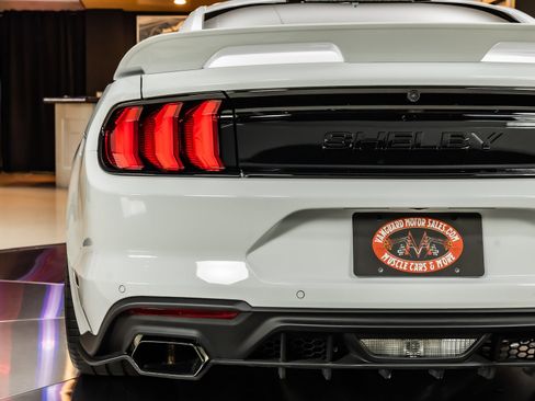 Used 2022 Ford Mustang GT Premium w/ GT Performance Package RWD image 32