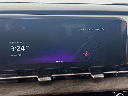 Used 2024 Kia Carnival SX FWD image 21