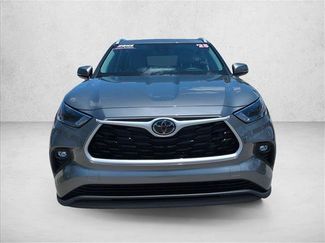 Certified 2025 Toyota Highlander XLE AWD/4WD video 2