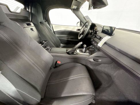 New 2026 MAZDA MX-5 Miata Club w/ Interior Package RWD image 39