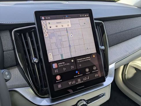 New 2026 Volvo XC90 B6 Ultra w/ Protection Package image 9