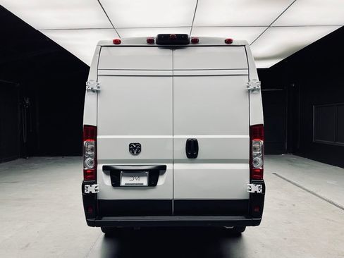 Used 2025 RAM ProMaster 3500 w/ Convenience Group FWD image 6