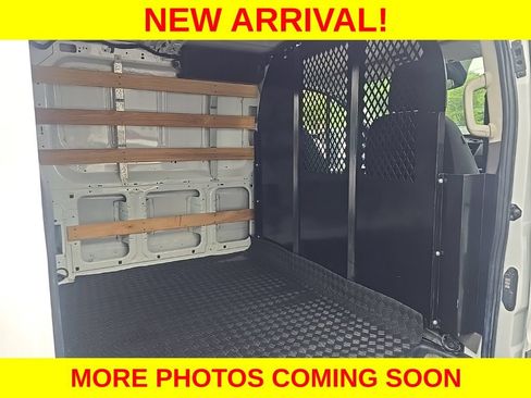 Used 2024 Ford Transit 250 Low Roof w/ Exterior Upgrade Package RWD image 8