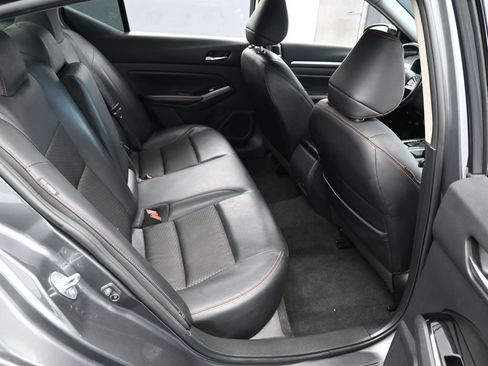 Used 2024 Nissan Altima 2.5 SR image 35