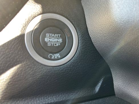 Used 2024 RAM 3500 Laramie image 30