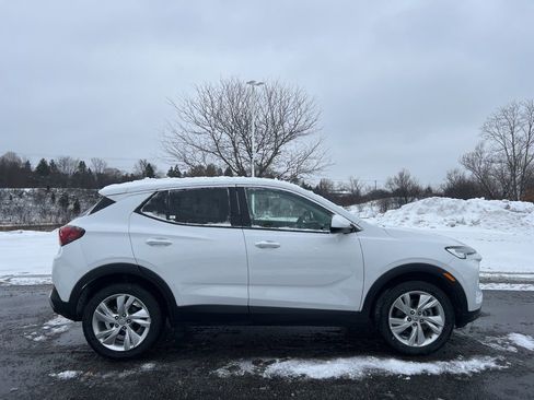 Used 2025 Buick Encore GX Preferred image 3