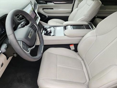 Certified 2024 Jeep Wagoneer L 2WD w/ Convenience Group I image 20