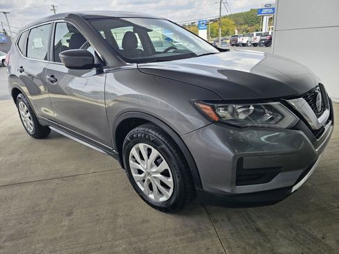 Used 2020 Nissan Rogue S image 8