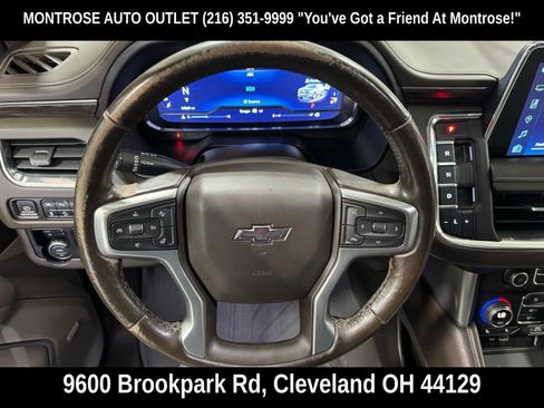 Used 2022 Chevrolet Tahoe Z71 w/ Z71 Off-Road Package AWD/4WD image 18