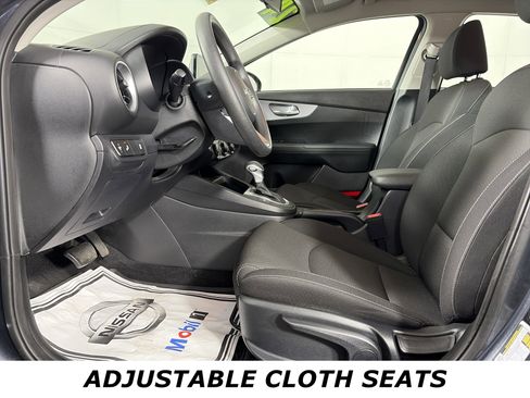 Used 2024 Kia Forte LXS w/ LXS Technology Package image 9