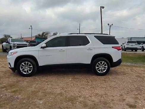 Certified 2021 Chevrolet Traverse LT image 5