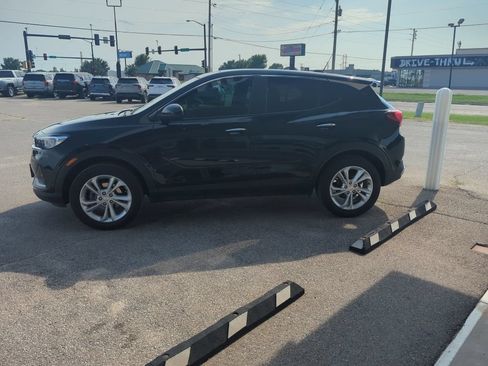 Used 2023 Buick Encore GX Preferred w/ Cold Weather Comfort Package AWD/4WD image 3