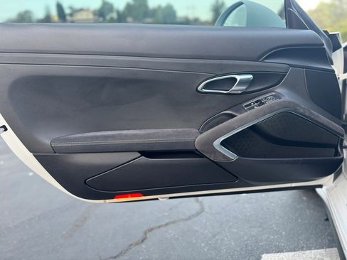 Used 2015 Porsche 911 GT3 w/ Sound Package Plus RWD image 16