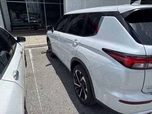Used 2024 Mitsubishi Outlander FWD image 8