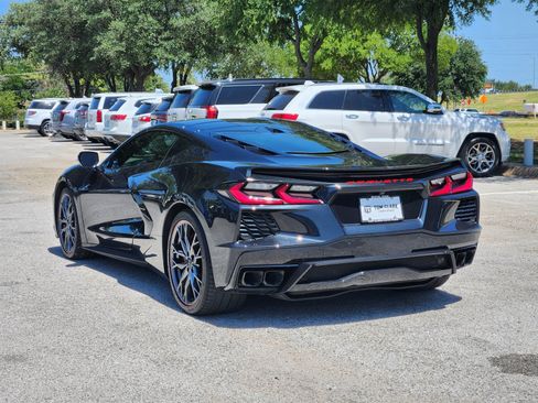Used 2024 Chevrolet Corvette Stingray Premium Cpe w/ Z51 Performance Package RWD image 4