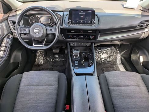 Used 2023 Nissan Rogue SV image 24