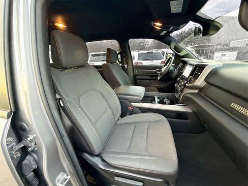Used 2022 RAM 1500 Big Horn image 32