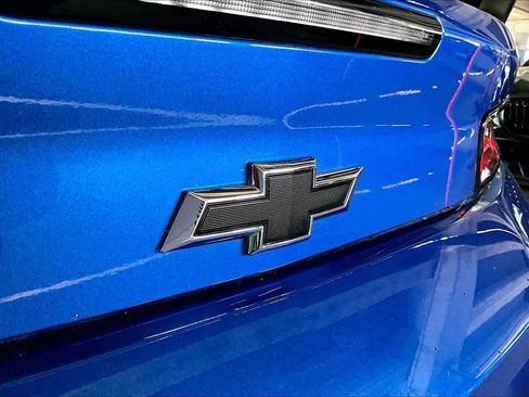 Used 2018 Chevrolet Camaro ZL1 RWD image 30