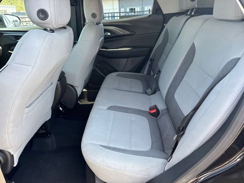 Used 2025 Chevrolet TrailBlazer LT image 21