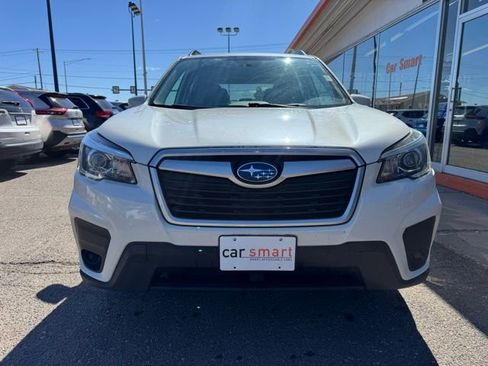 Used 2019 Subaru Forester Premium w/ All-Weather Package image 2